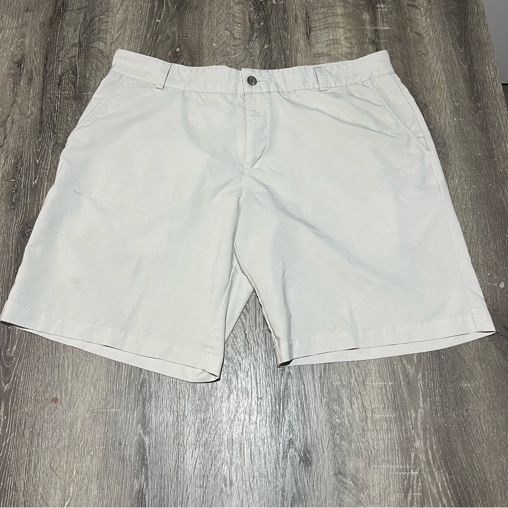 Adidas Climalite Golf Shorts Beige Mens 38x10" Inseam Flat Front Active